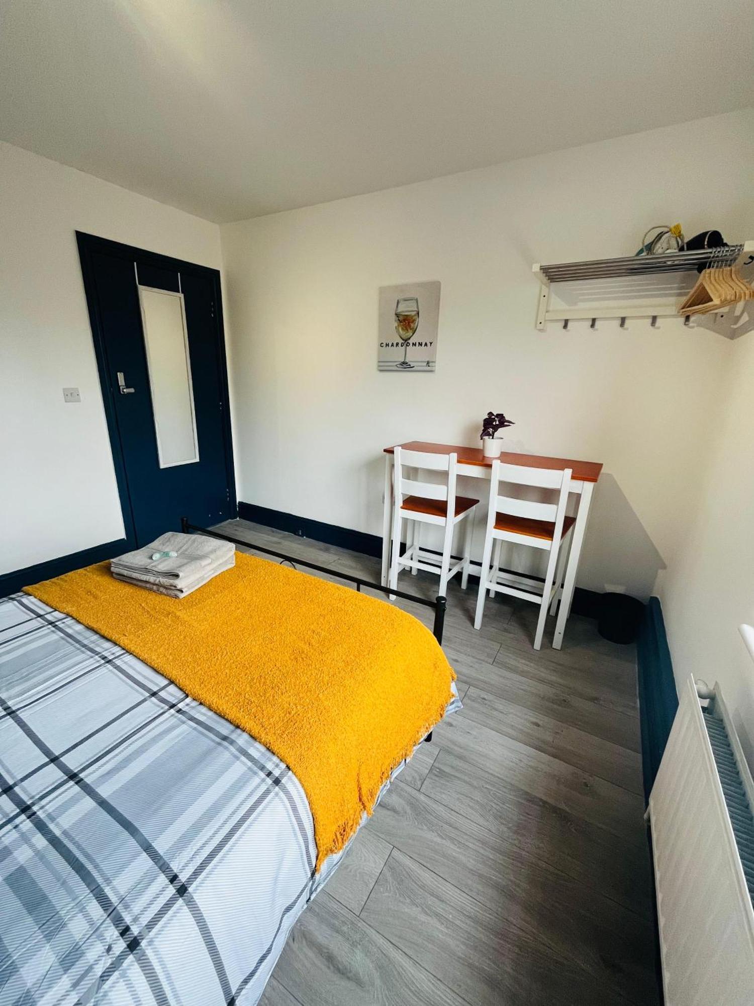 London Budget Rooms 603 외부 사진