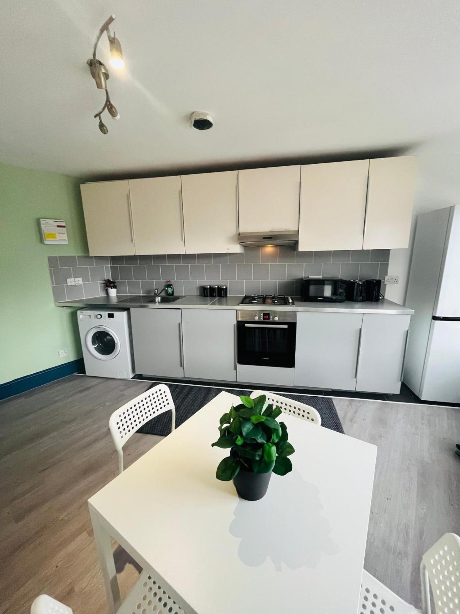London Budget Rooms 603 외부 사진